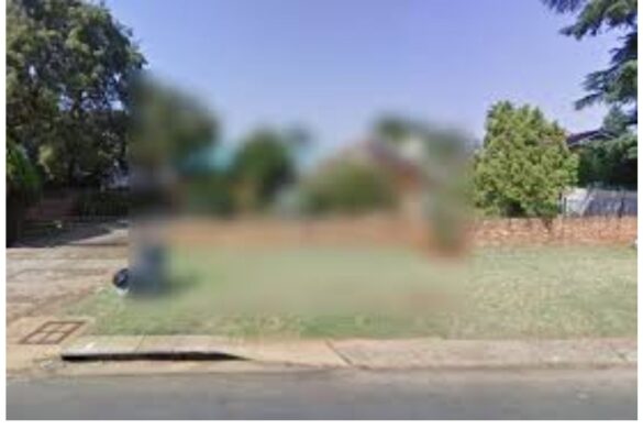 how to hide your home image from maps apps